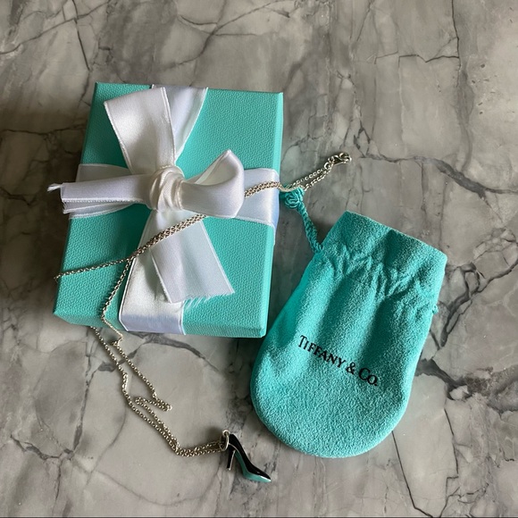 *SOLD* Rare Tiffany & Co. Shoe Charm with Chain - Picture 8 of 11